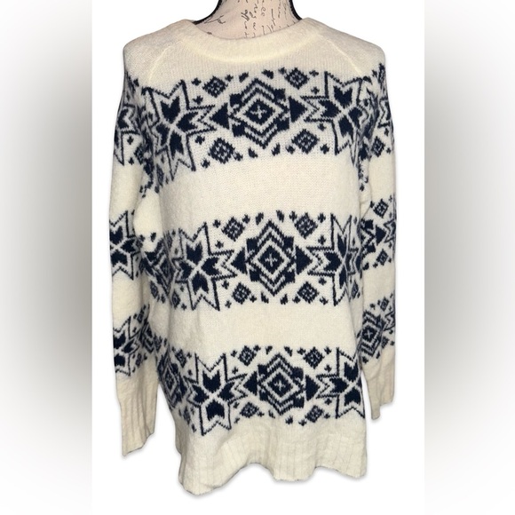 J.Crew Sweater - Picture 1 of 6